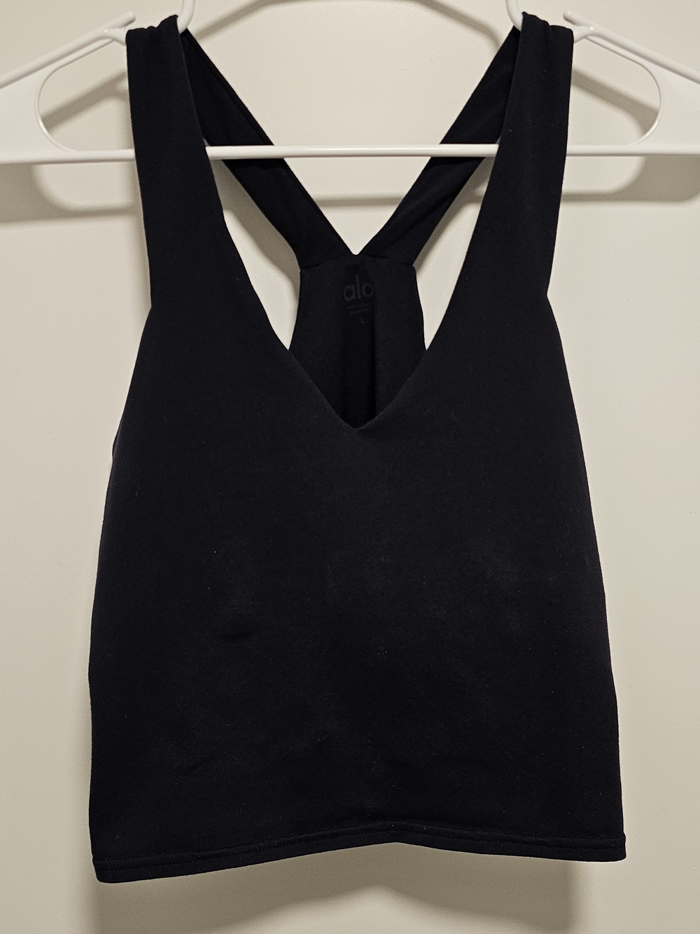 ALO Size L Yoga V-Neck Racerback Cropped Tank Top